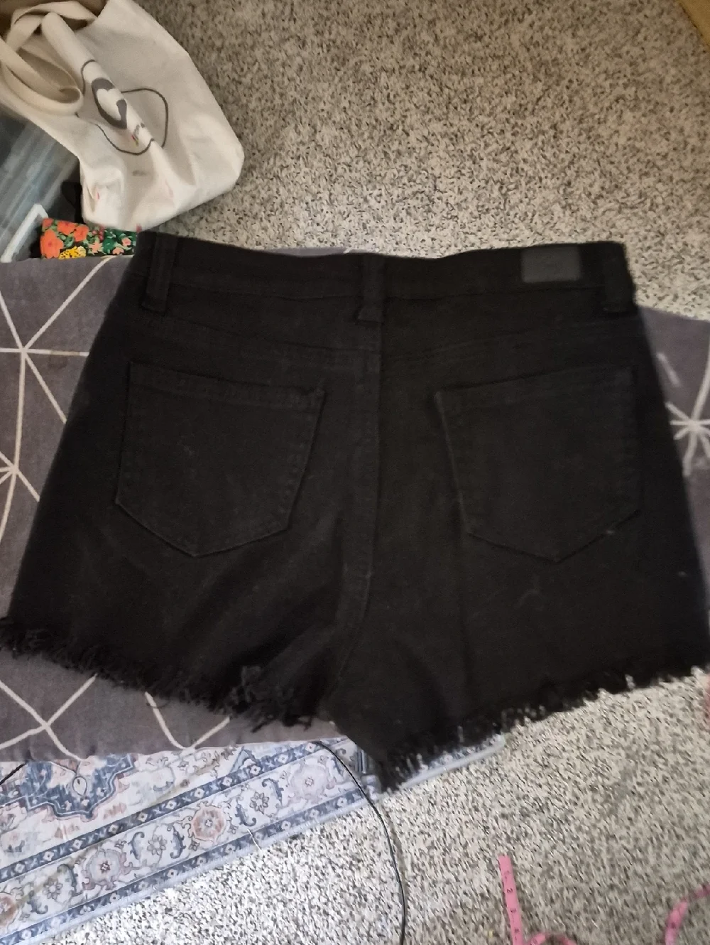 Gogo Jeans Black silver Rivet Distressed High Waisted Shortie  Shorts Sz 7